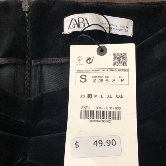 NWT Zara Black Velvet Draped Mini Skirt - Picture 8 of 9